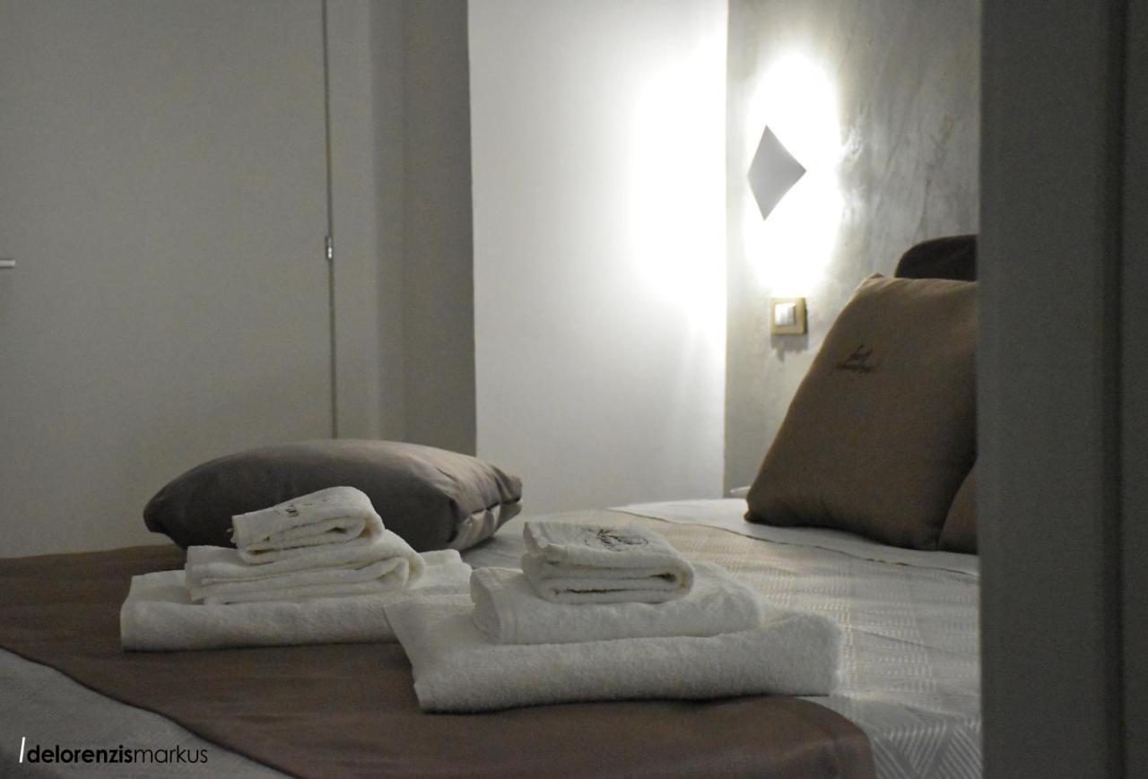 Les 3 Chambres Lecce Buitenkant foto