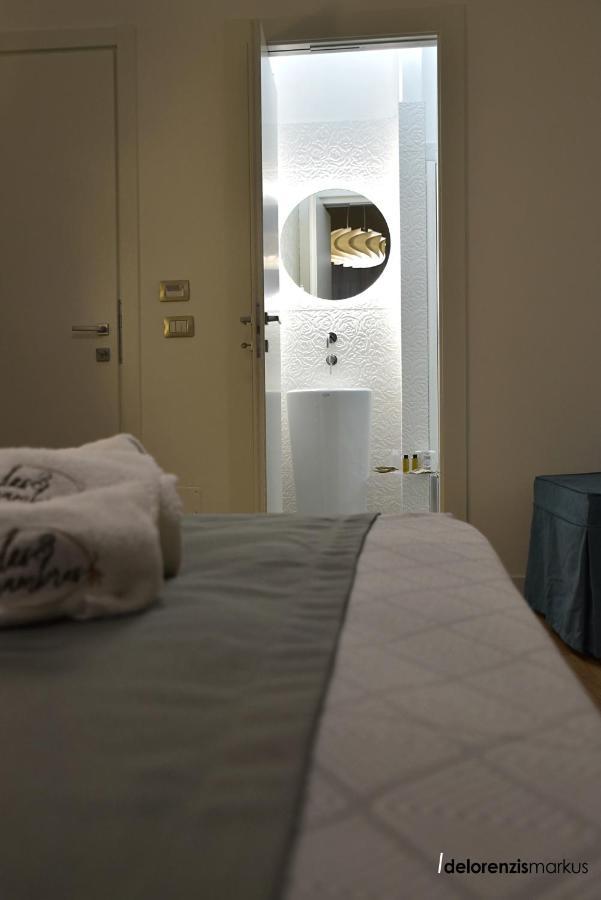 Les 3 Chambres Lecce Buitenkant foto